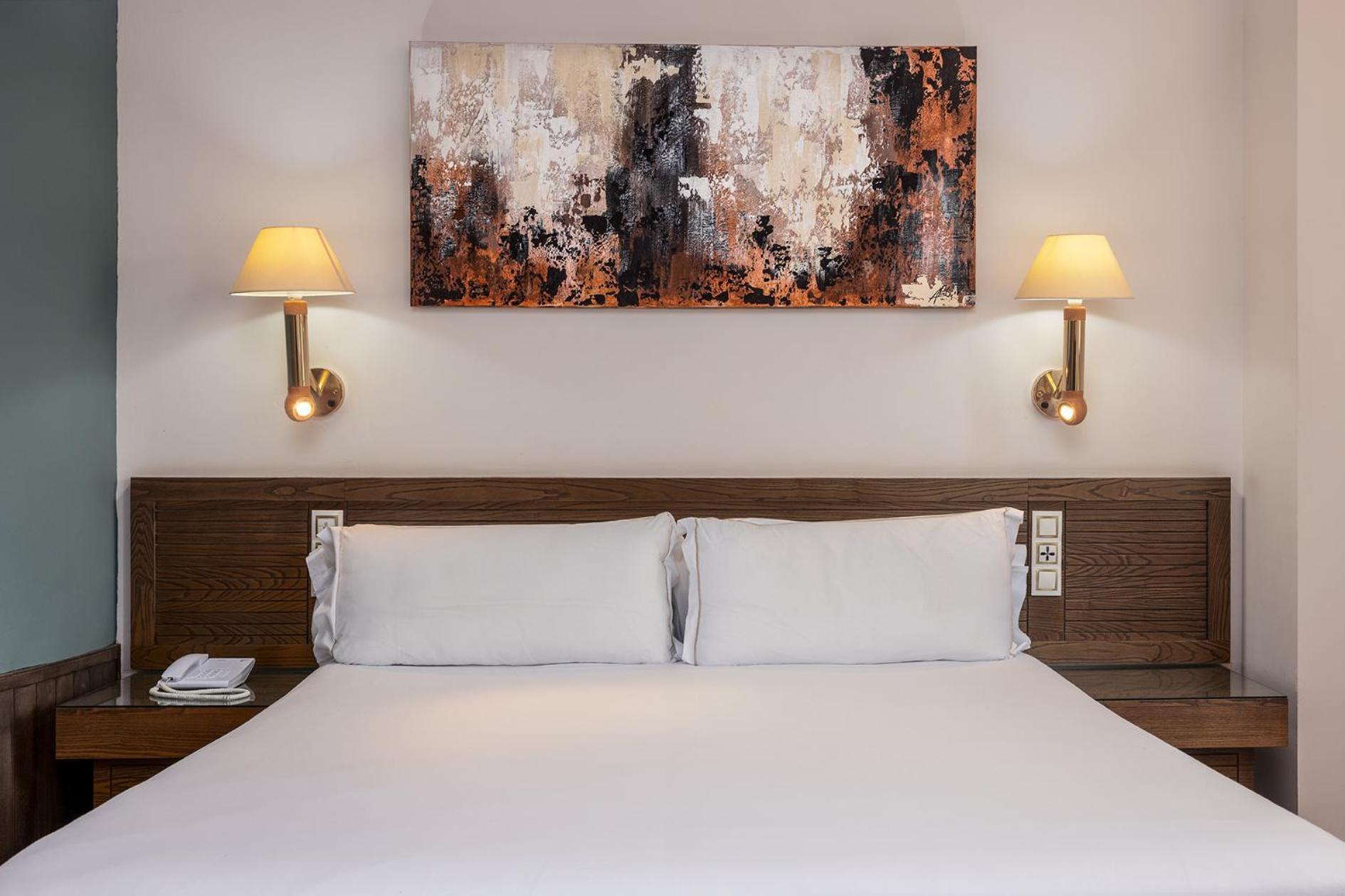 Hotel Senator 4*