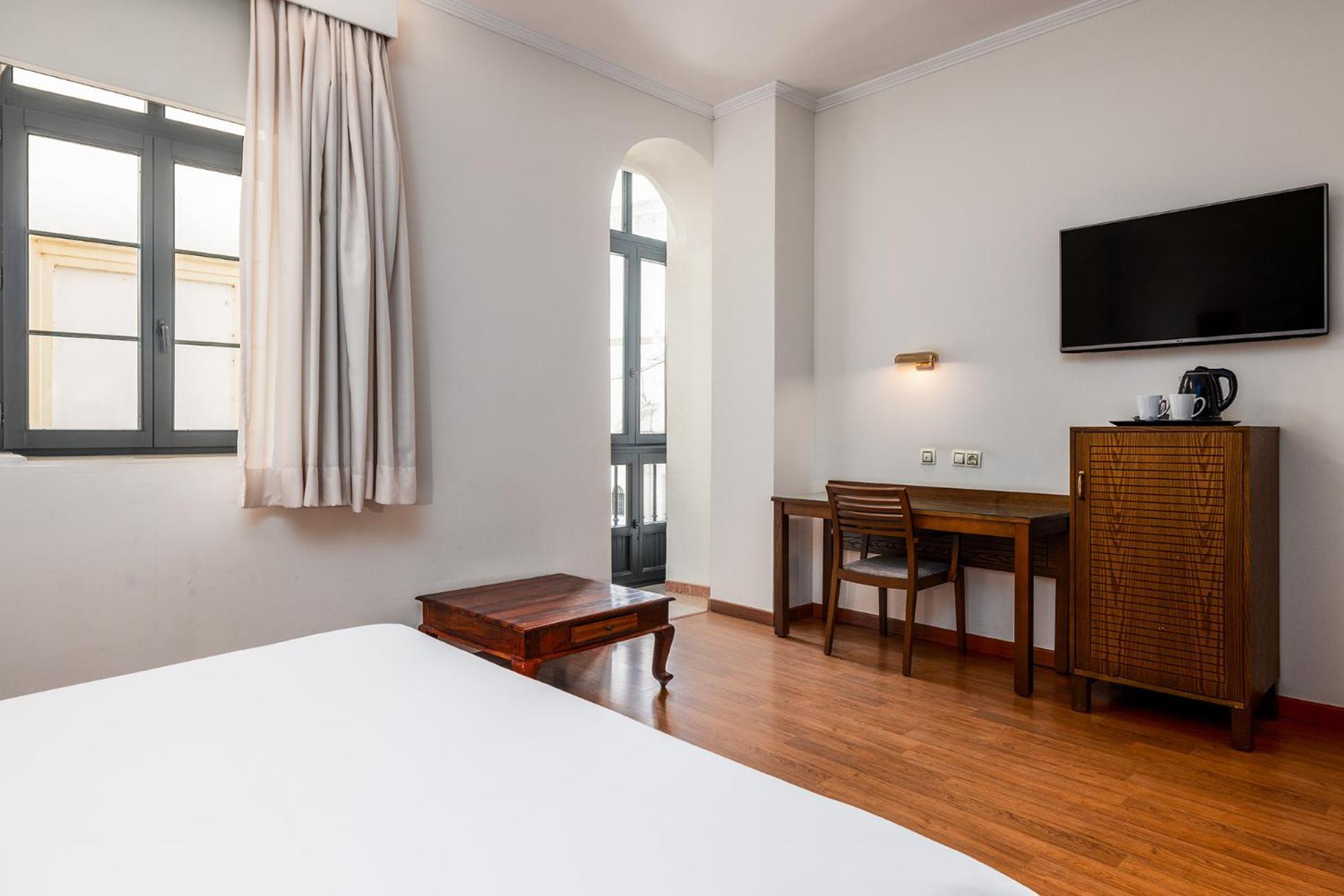 Senator Hotel 4*