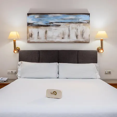Hotel Senator Kadyks Zewnętrze zdjęcie
