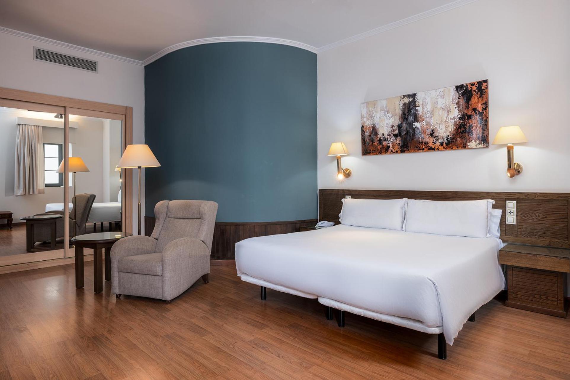 Senator 4* Cádiz